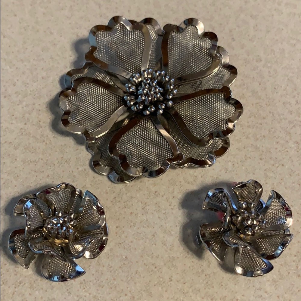 Vintage BED broach and earrings